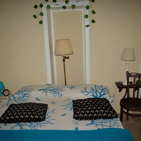 Bed & Breakfast A Un Passo Da *
